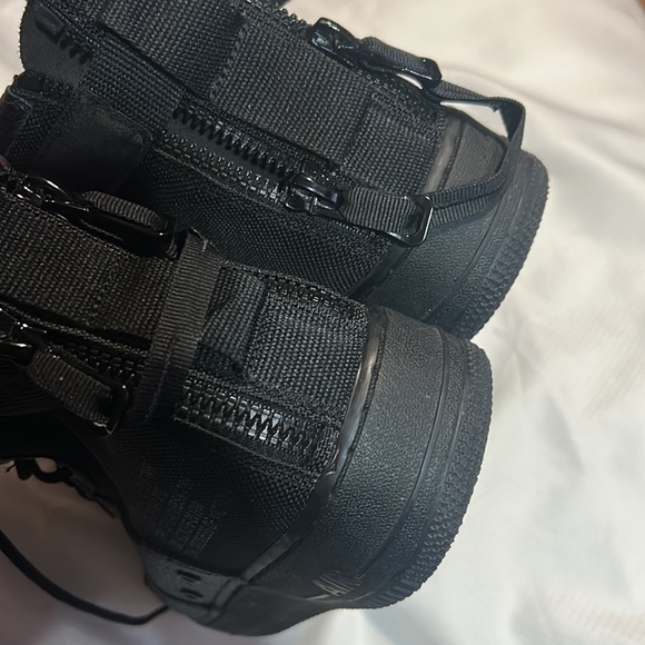 Nike SF Air Force 1 Mid Triple Black Size 13 917753-005 Sneaker Streetwear Shoes - Picture 6 of 8